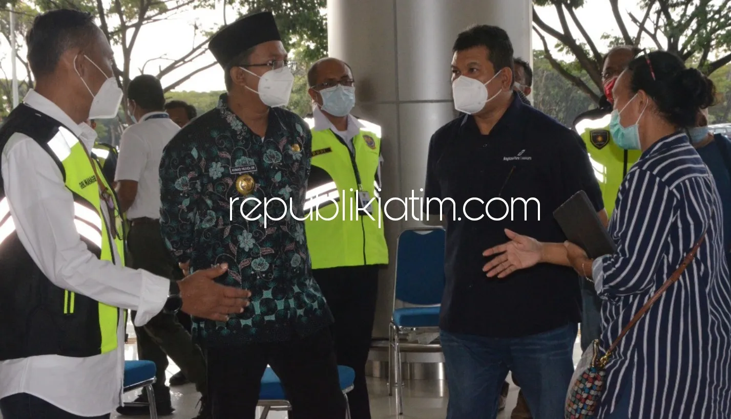 Bupati Sidoarjo Siapkan 1.300 Vaksin Covid-19 Bagi Frontliner Bandara Juanda