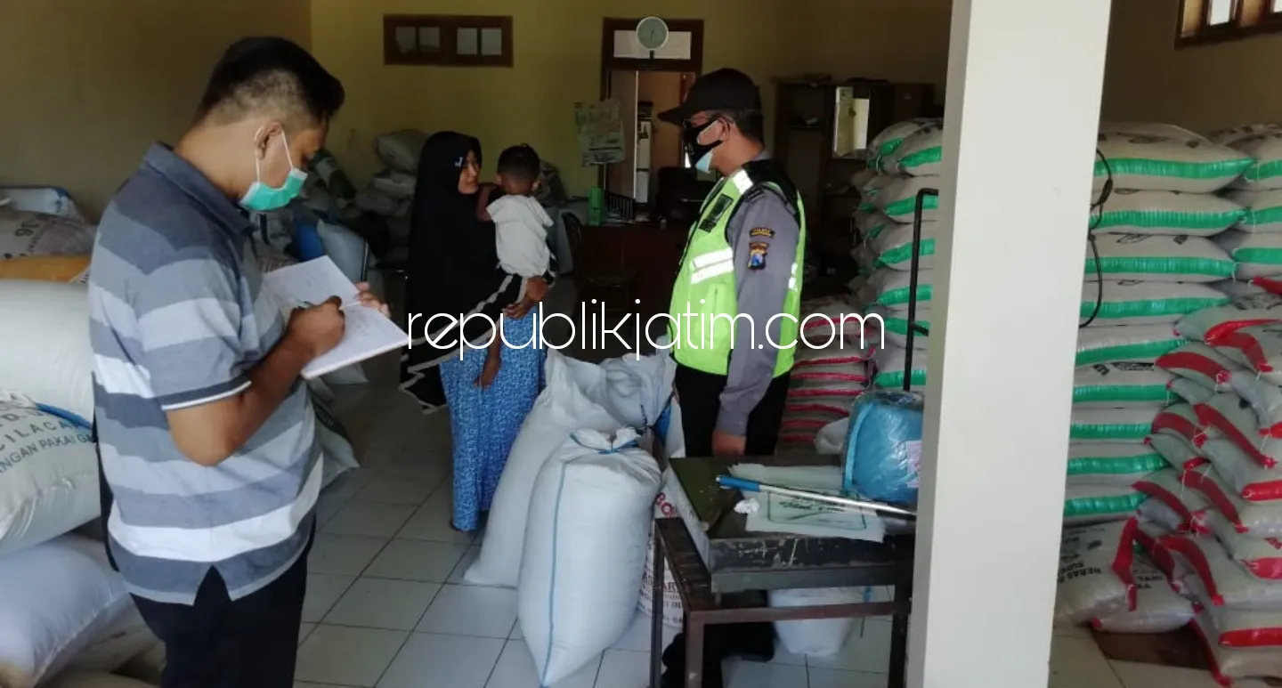 Jelang Lebaran, Polisi di Ponorogo Keliling Cek Harga dan Stok Sembako Terutama Jagung