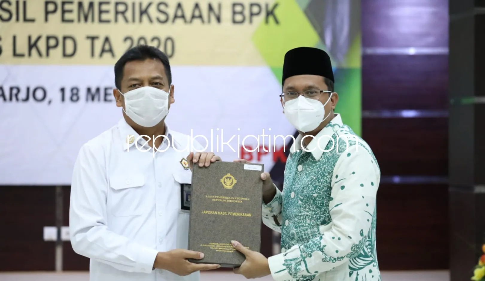 Gus Muhdlor Terima LHP BPK Berpredikat WTP Delapan Kali Berturut-Turut