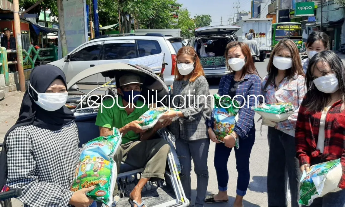 Pandemi Covid-19, Seminggu Sekali Toko Baju Online Shoppe Dci4gosuin Luxury Baksos Keliling Bagikan Sembako