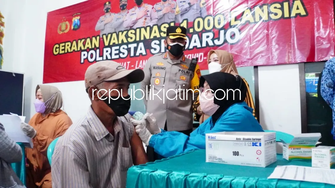 Kejar Target, Sidoarjo Genjot Vaksinasi 1.000 Lansia Sasar Sejumlah Balai RW