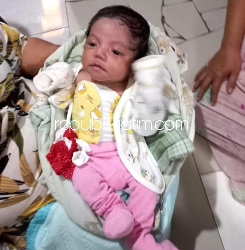 Warga Wadungasih Buduran Geger Temukan Bayi Perempuan dalam Box Shopee Food