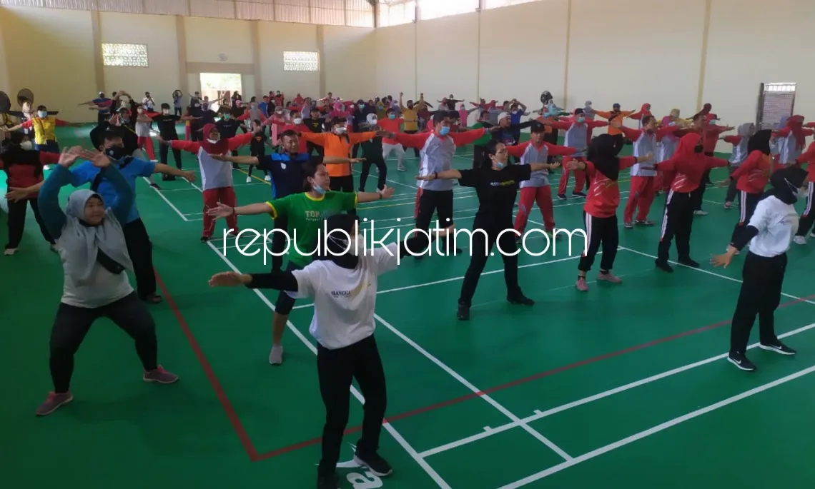 Senam Gembira Ala Ika Smanivda Bukan Hanya untuk Kebugaran, Tapi Jadi Ajang Silaturrahmi Alumni dan Guru
