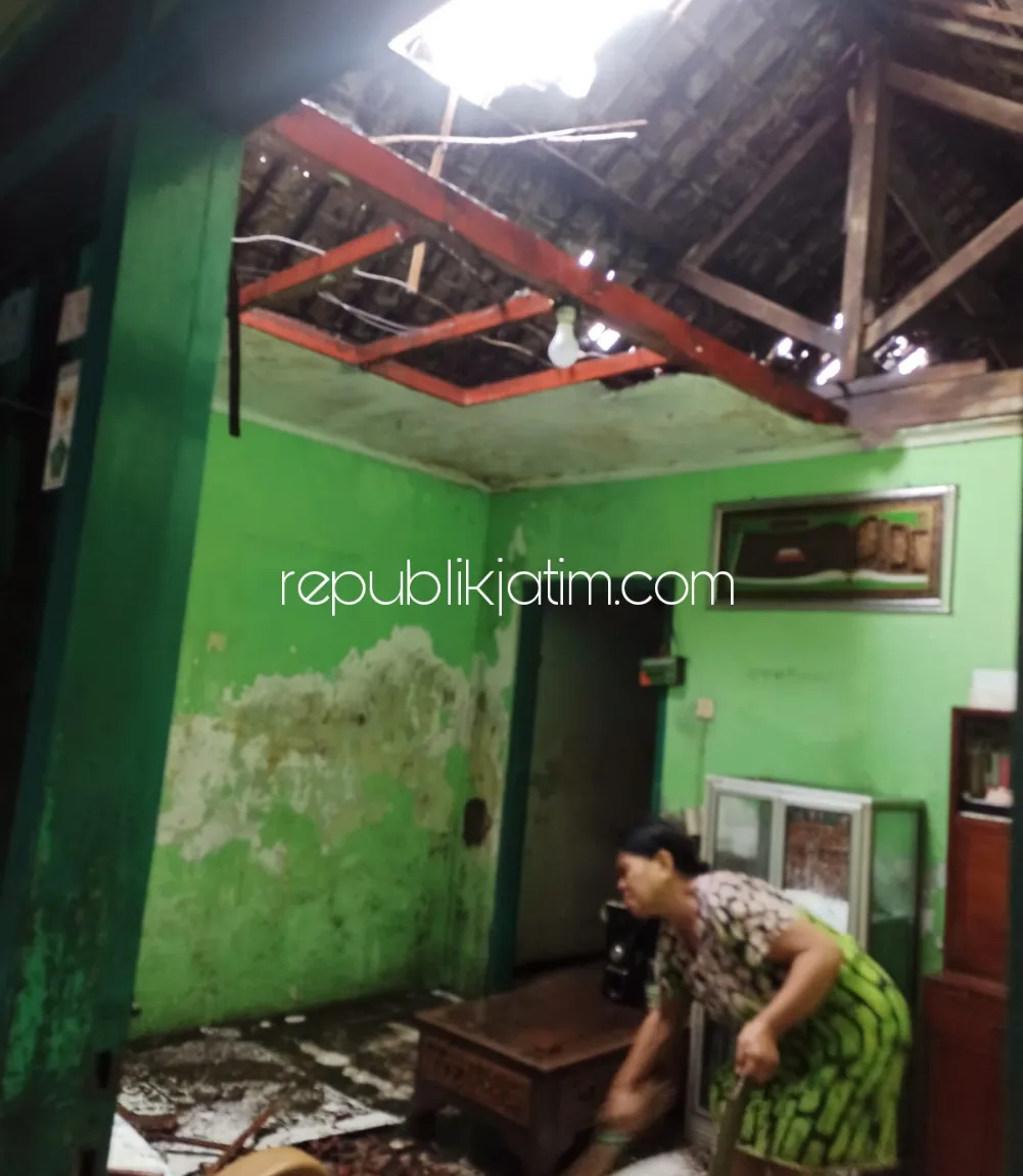 Empat Kecamatan di Sidoarjo Diterjang Puting Beliung, Rumah hingga Musala dan Masjid Rusak