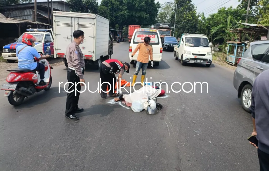 Hendak Mendahului Ngerem Mendadak, Mahasiswa Pengendara Motor Asal Mojokerto Tewas Tertabrak Mobil di Balongbendo