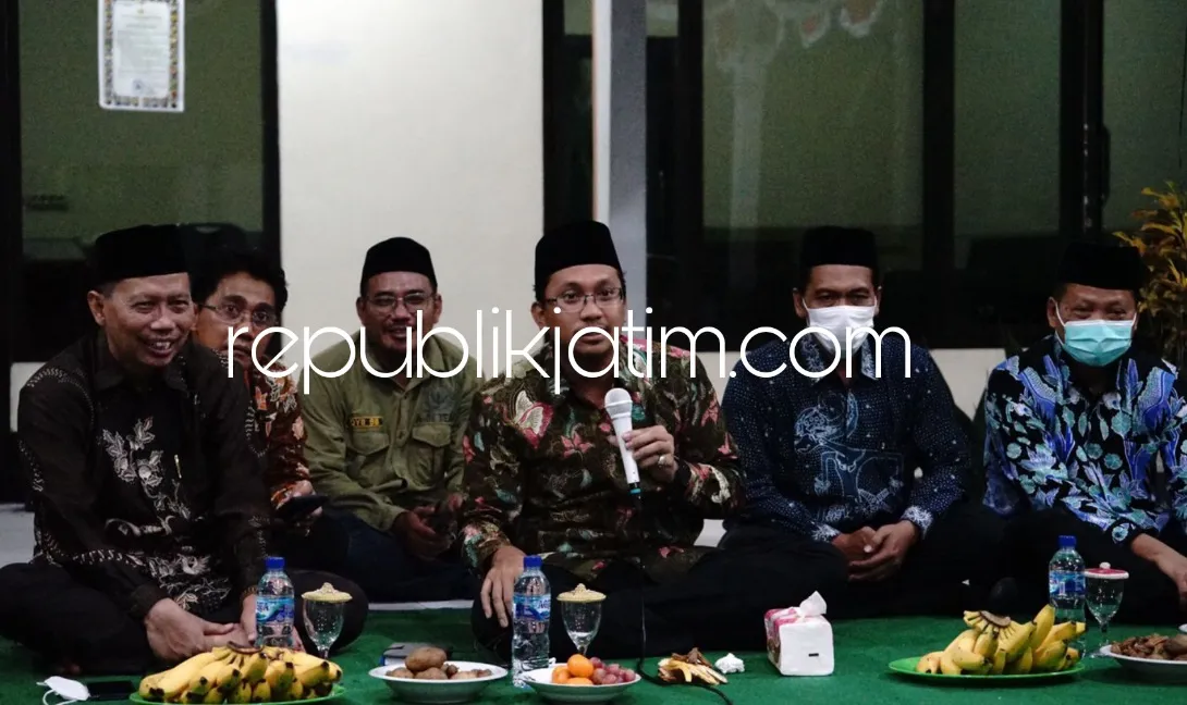 Sambang Desa, Gus Muhdlor Tampung Uneg-Uneg Warga Mulai Urusan PJU Sampai Layanan Kesehatan Gratis