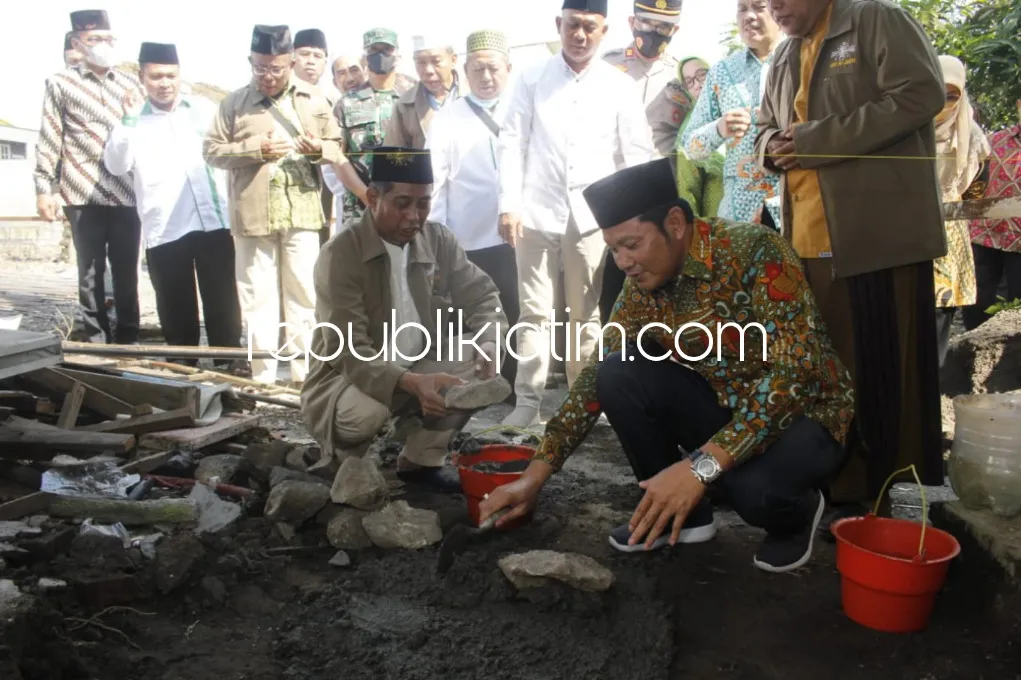 MINU Jabon Dapat Hibah Rp 150 Juta dari Pemkab Sidoarjo, Wabup Sumbang Rp 20 Juta