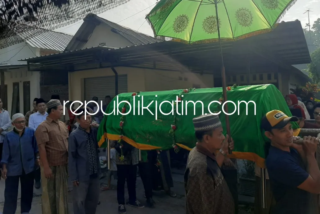Dikenal Sabar, Ketua MWC NU Balongbendo Kehilangan Sosok Risul Aini Sekretaris Muslimat yang Berpulang