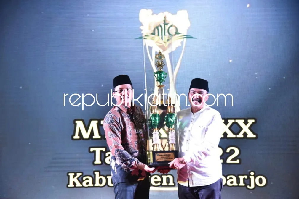 Gus Muhdlor Beri Hadiah Umroh Kepada Dua Juara 1 MTQ Ke 30 di Sidoarjo