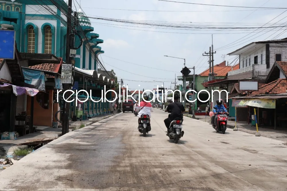 Proyek Pembangunan Jalan Beton Dikebut, Anggota Fraksi PDIP DPRD Sidoarjo Apresiasi Kinerja Gus Muhdlor