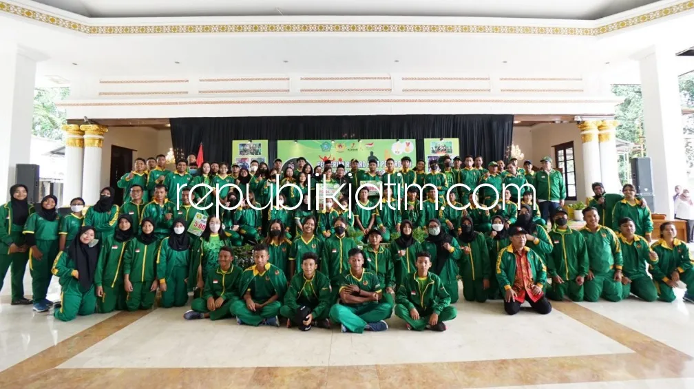 Atlet Sidoarjo Peraih Medali Di Porprov Jatim Ke VII Terima Bonus Dari Bupati Sidoarjo Senilai Rp 10 - Rp 40 Juta