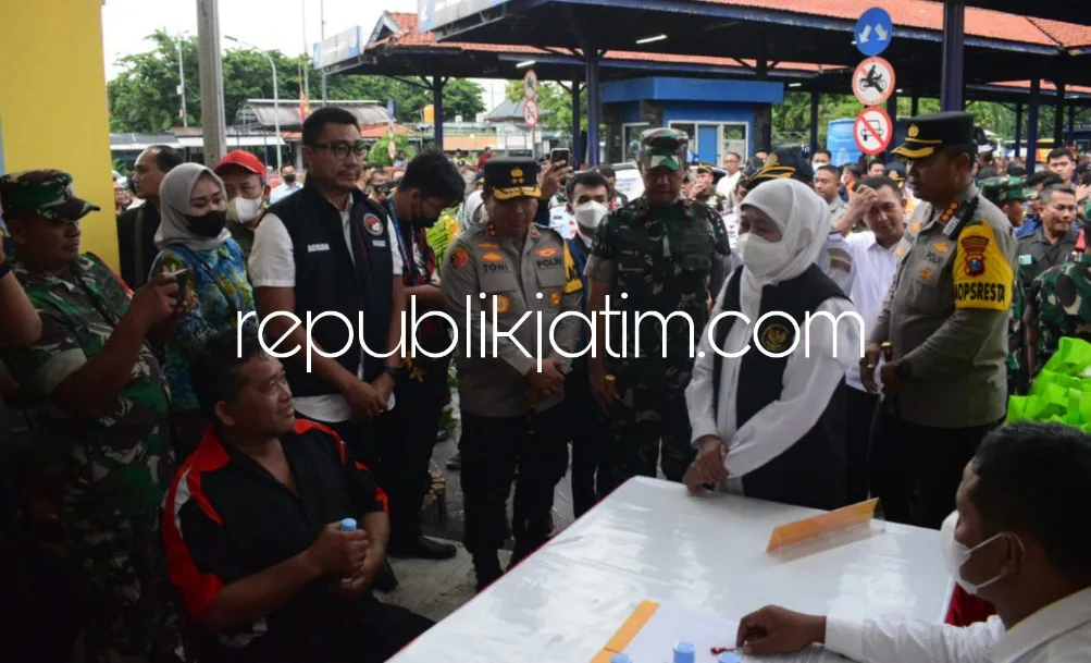 Jelang Libur Nataru 2022, Forkopimda Jatim Cek Moda Transportasi di Terminal Bungurasih dan Bandara Juanda