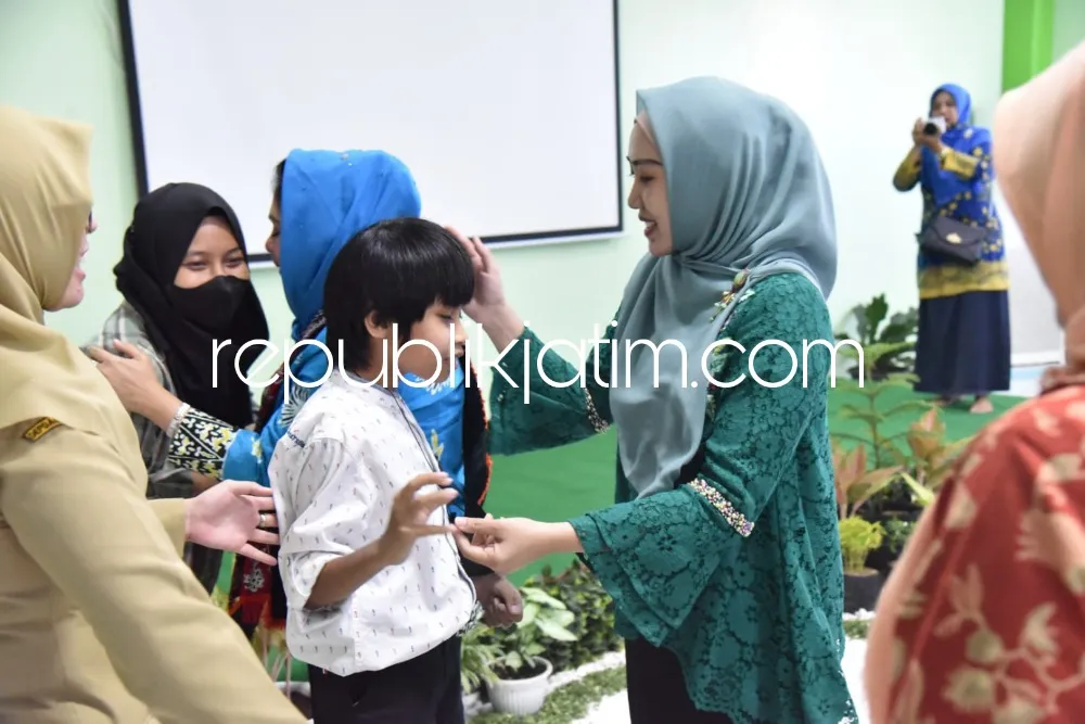 Bersama Ning Sasha, Kabupaten Deli Serdang Sumut Belajar Pelayanan di UPTD ABK Sidoarjo