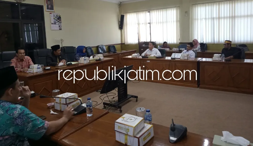 Dewan Sidoarjo Panggil KPU, Bawaslu, Inspektorat dan BKD Soal Rombongan Penyelenggara Pemilu Plesir ke Nganjuk