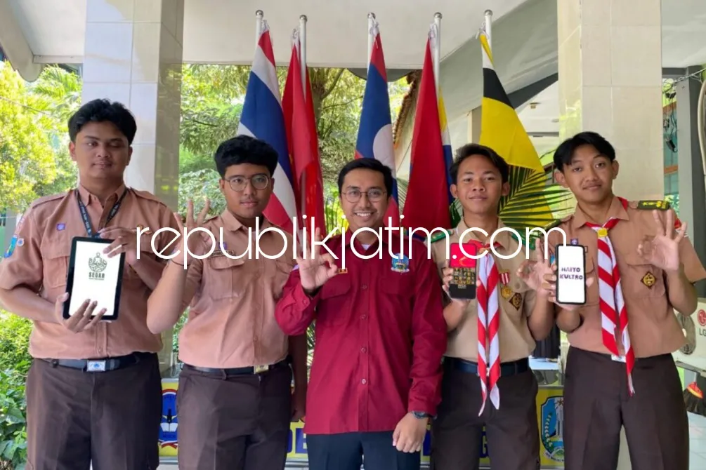 Tingkatkan Kesehatan Fisik dan Mental, Anggota Pramuka SMAN 3 Sidoarjo Launching Aplikasi SEGAR