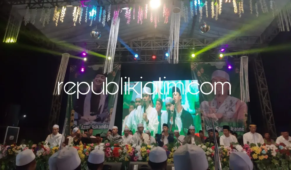 Pakai Videotron, Warga Bakungtemengungan Balongbendo Shalawatan Bersama Gus Azmi Dan Cak Fandi