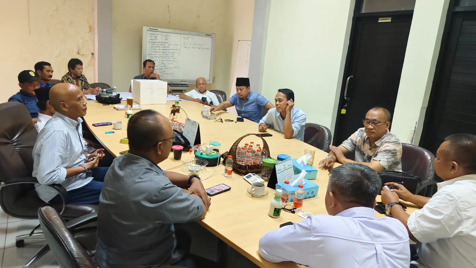 Sinergitas KI, Ombudsman dan PWI Jatim Bahas Program Bersinergi