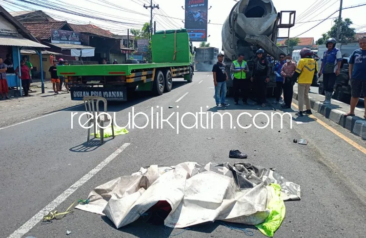 Tersenggol Truk, Mahasiswa Hubungan Internasional Uinsa Surabaya Tewas Tertabrak Truk Molen di JL Raya Gilang Taman