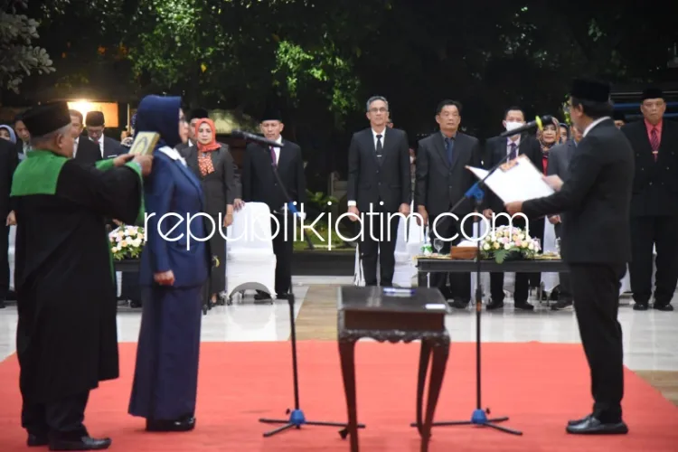 Dua Tahun Diisi Pj, Bupati Sidoarjo Akhirnya Lantik Dr Fenny Apridawati Jabat Sekda Sidoarjo