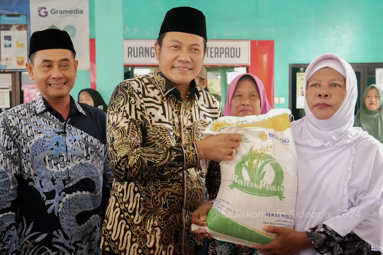 Warga Miskin Dicover BPJS Kesehatan, Pemkab Sidoarjo Perhatikan Kebutuhan Pangan dan Kesehatan Warganya
