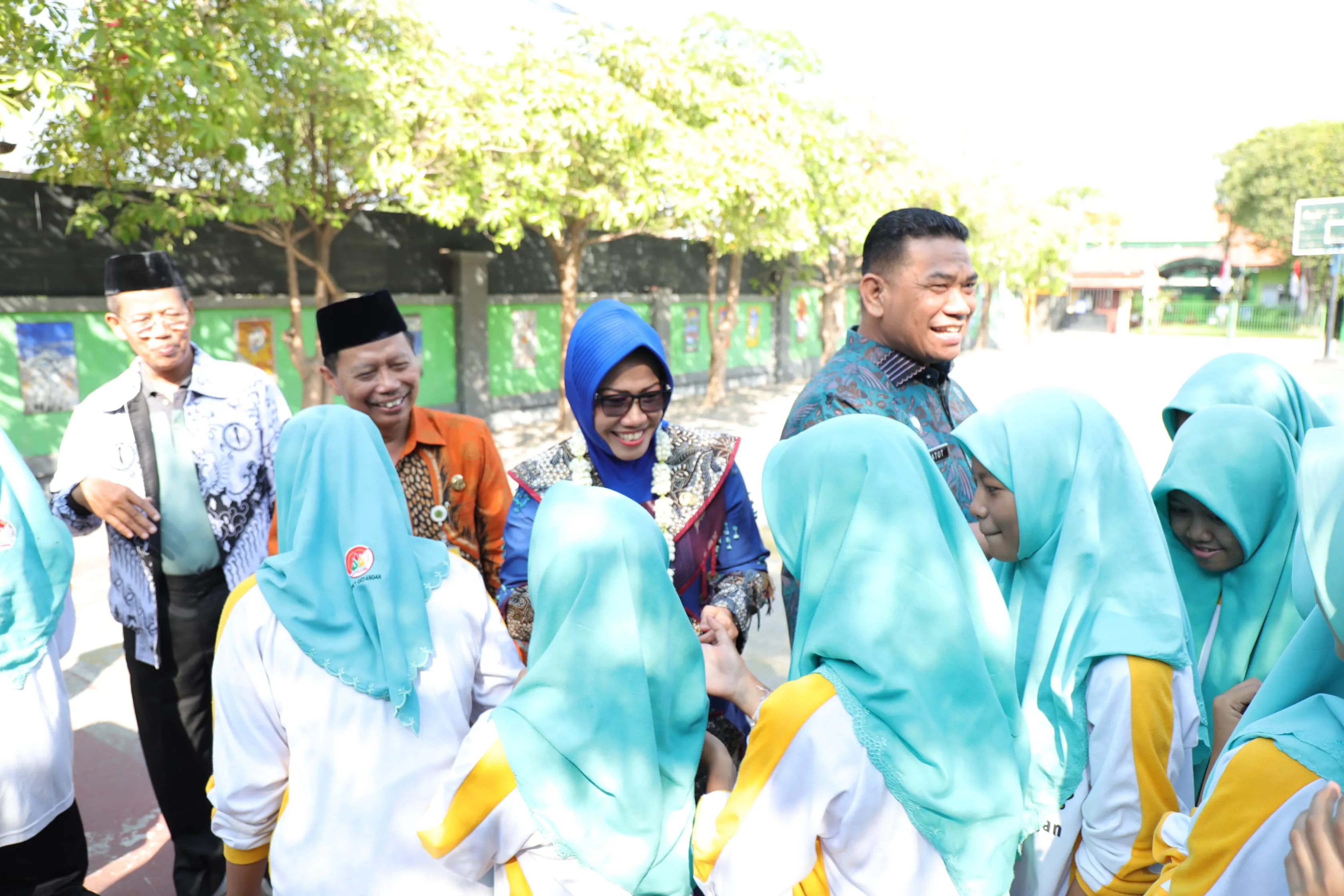 Cegah Stunting, Siswi SMP Negeri di Sidoarjo Dukung Program Olahraga dan Aksi Konsumsi Makanan Bergizi