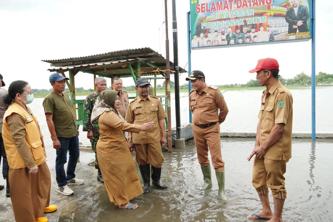 Sidak Banjir, Plt Bupati Sidoarjo Pastikan Penanganan Dikerjakan dengan Baik Usai Diketahui Penyebab Utamanya