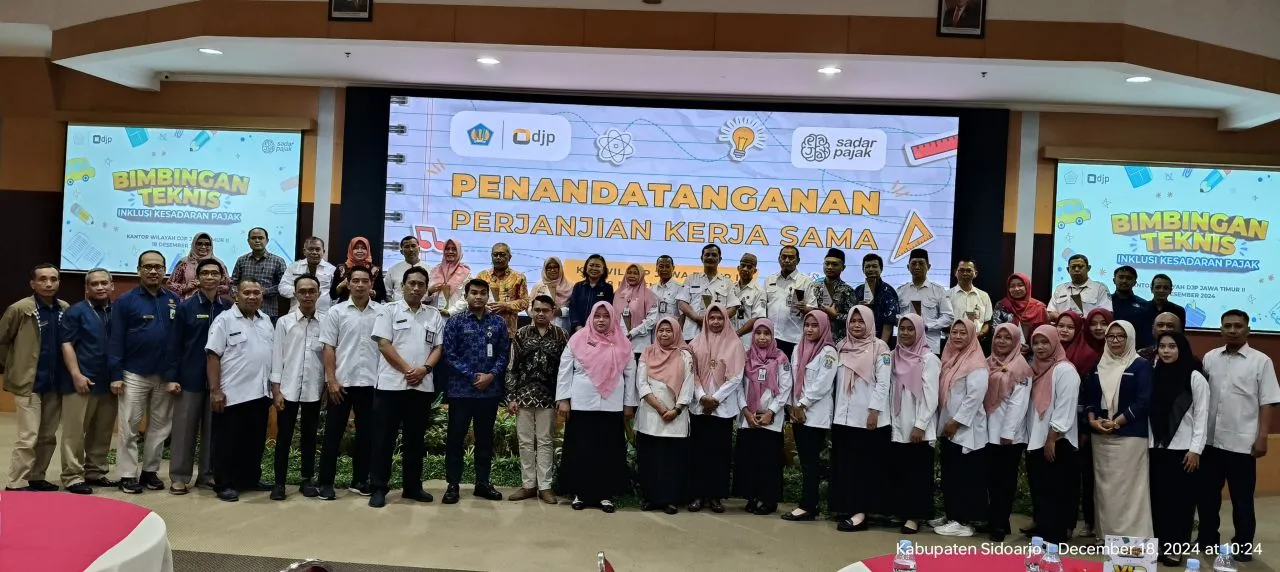 Kanwil DJP Jatim II Tandatangani Kerja Sama Inklusi Pendidikan Perpajakan Bersama 15 SMA dan SMK di Sidoarjo