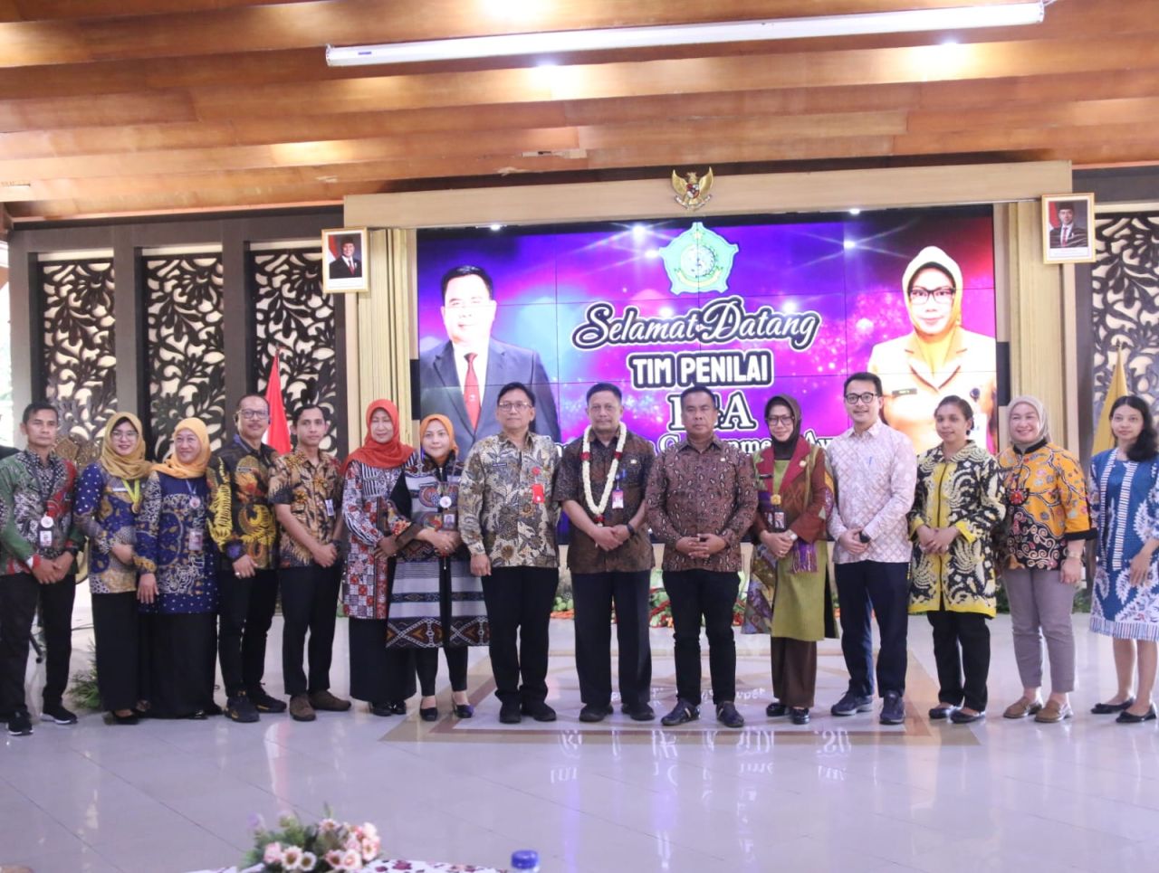 IGA - Sidoarjo menjadi salah satu nominator peraih penghargaan Kabupaten Terinovatif pada ajang Innovative Government Award (IGA) Kemendagri RI 2024 dua inovasi yang dipilih yakni aplikasi Kopi Pahit dan inovasi program Sido Resik, Kamis (14/11/2024).