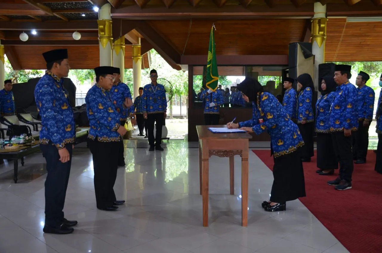 Plt Bupati Sidoarjo Ajak ASN Cegah Korupsi saat Pengukuhan Pengurus Korpri Sidoarjo Masa Bakti 2024 - 2029