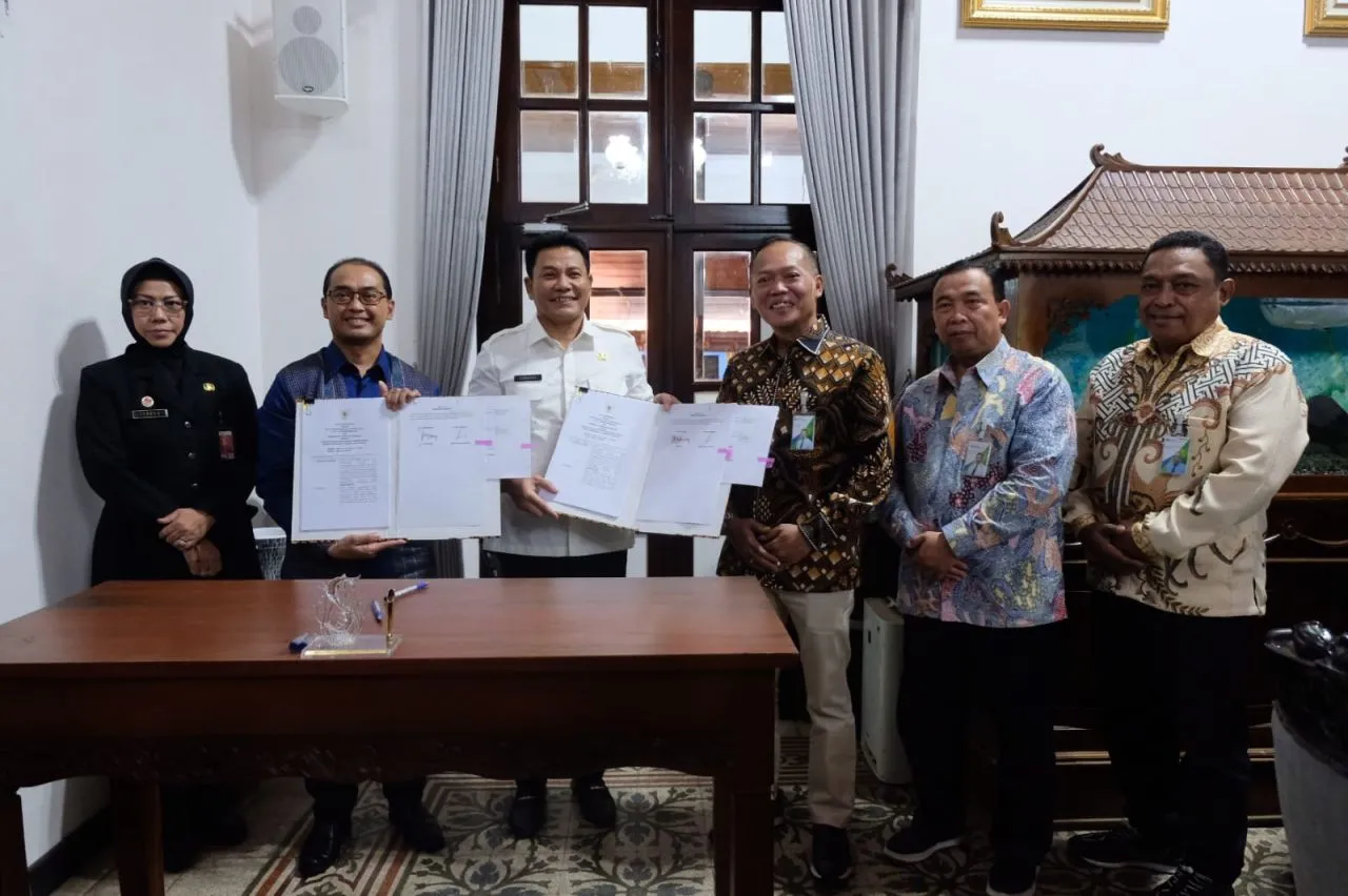 Jamin Kesejahteraan Sosial Pekerja, Bupati Sidoarjo Teken MoU Tambahan Keanggotaan BPJS Ketenagakerjaan