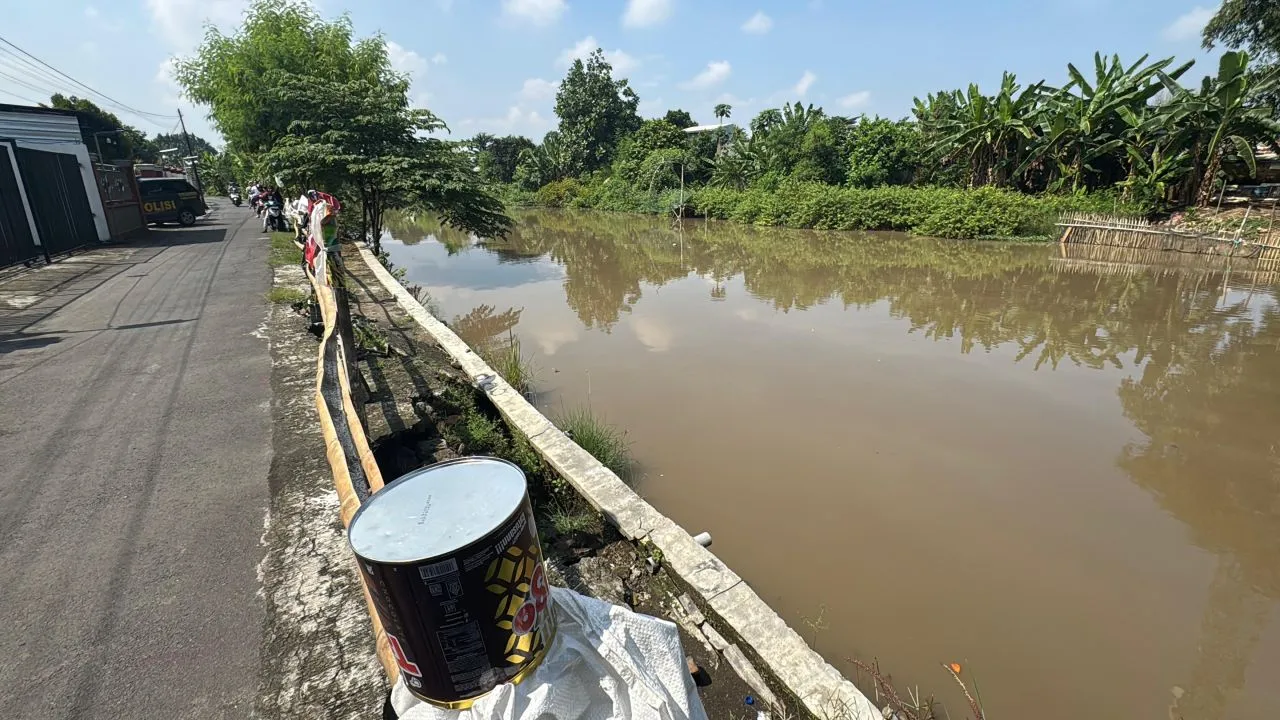 Perbaikan Tanggul Sungai Longsor di Balongbendo Dapat Atensi Bupati Sidoarjo Harus Diperbaiki Dinas PUBM dan SDA