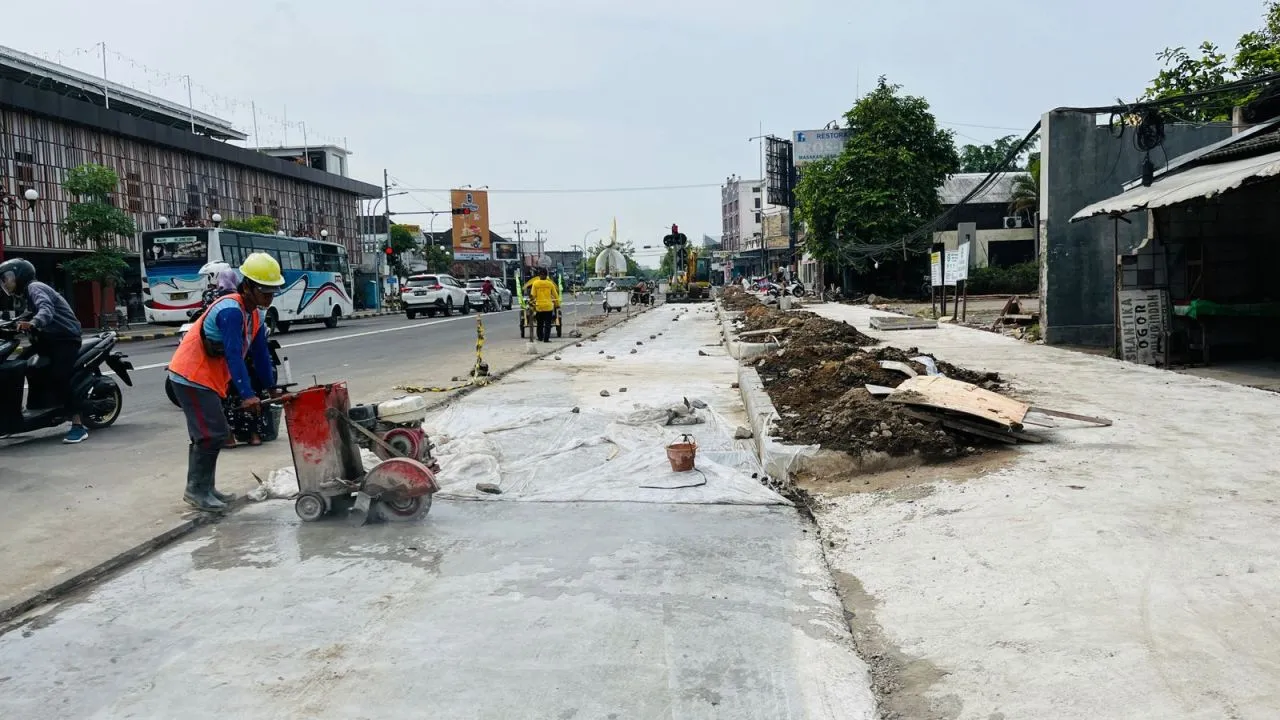 Genjot Pertumbuhan Ekonomi Antar Wilayah Merata, Pemkab Ngawi Fokus Bangun Infrastruktur Jalan dan Jembatan