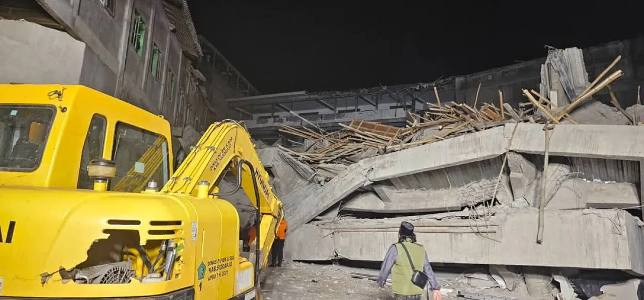 Proses Evakuasi Hingga Dini Hari, Jumlah Santri Ponpes Al Khoziny Meninggal Bertambah 2 Orang