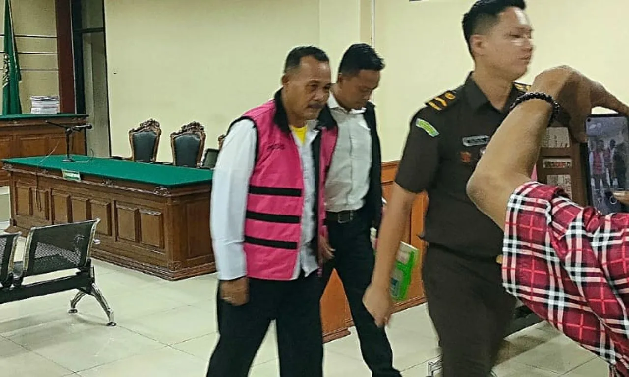 Mantan Kades Sidokerto Buduran dan Kawan-Kawannya Divonis Hukuman 4 Sampai 6 Tahun Penjara Denda Miliar Rupiah