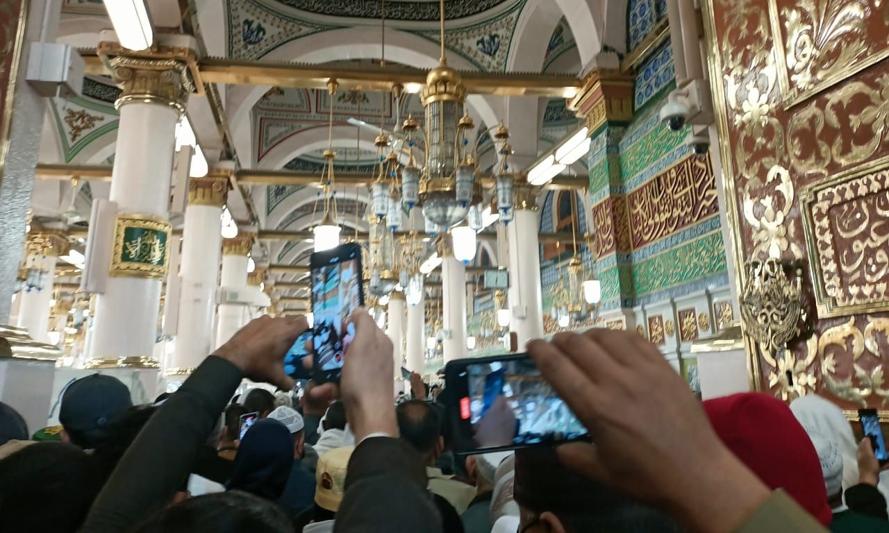 RAUDHAH - Inilah area Raudhah yang ada di dalam Masjid Nabawi, Madinah yang selama ini dikenal sebagai Taman Surga yang selalu dikunjungi jamaah haji dan umrah.