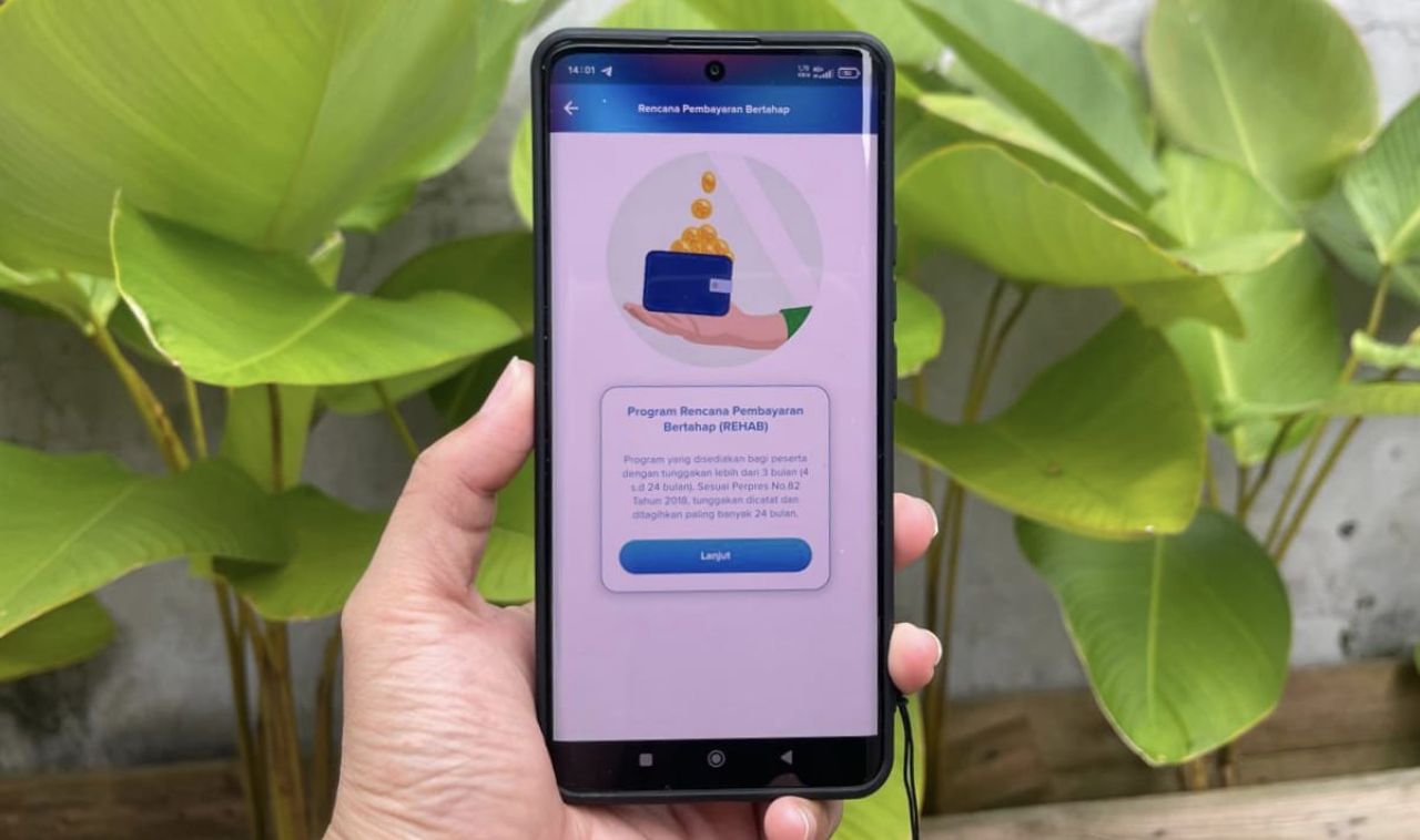 CICILAN - BPJS Kesehatan berinovasi dalam memberikan kemudahan bagi Peserta Jaminan Kesehatan Nasional (JKN) bagi peserta yang memiliki tunggakan iuran dengan menyempurnakan program cicilan tunggakan iuran yang ada dengan meluncurkan Program New REHAB 2.0