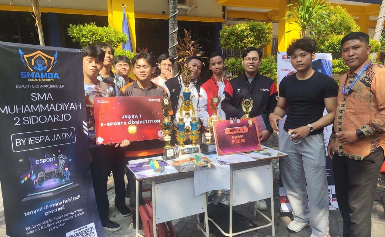 EKSKUL - Sebanyak 429 siswa baru yang mengikuti Fortasi Smamda Sidoarjo memilih 35 ekstra kurikuler (ekskul) yang salah satunya terbaru Esport bakal mereka ikuti selama menjadi siswa Smamda Sidoarjo, Rabu (16/07/2025).