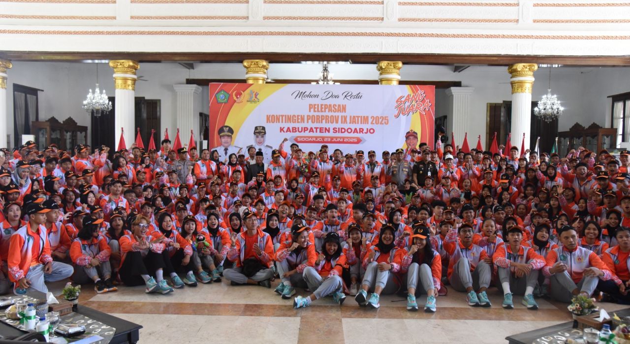 MEROSOT - Target prestasi para atlet KONI Kabupaten Sidoarjo menurun dari juara 2 menjadi juara 3 dalam Porprov Jatim IX Tahun 2025 di Malang Raya diduga karena persoalan konflik internal hingga bakal dievaluasi anggota Komisi D DPRD Sidoarjo.