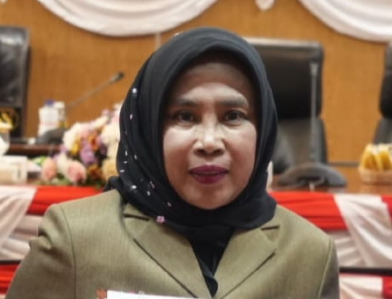 Wakil Bupati Sidoarjo, Mimik Idayana