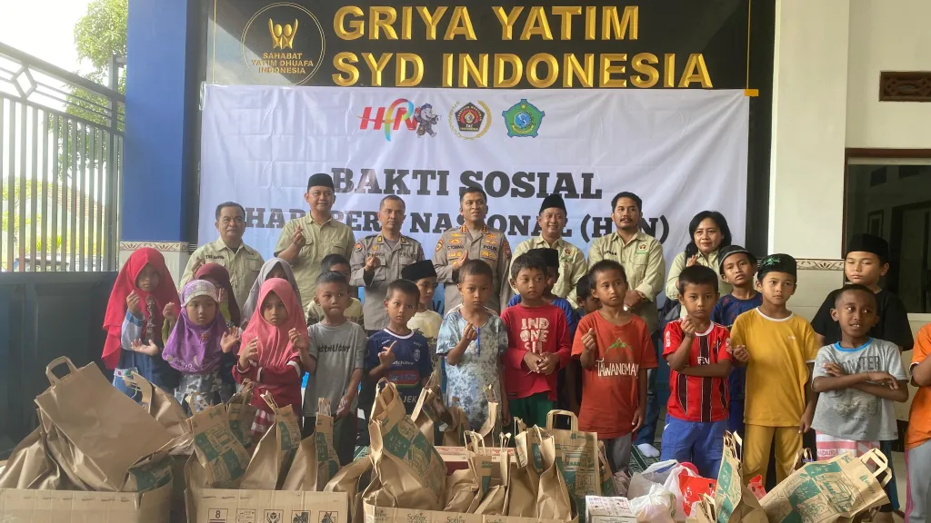 BAKSOS - Memperingatan Hari Pers Nasional (HPN) dan HUT ke 80 PWI 2026, PWI Sidoarjo menggelar Bakti Sosial (Baksos) di Griya Yatim SYD Indonesia Desa Ganting, Kecamatan Gedangan, Rabu (04/03/2026).