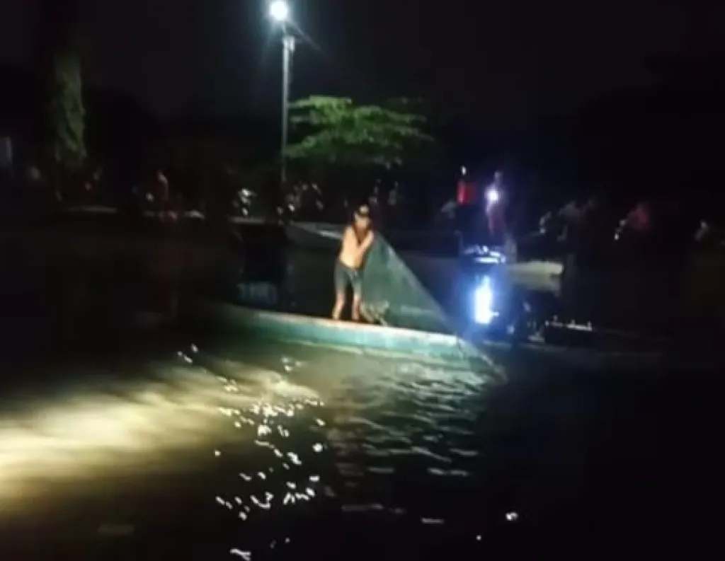 Diduga Terjatuh Saat Bermain Sendirian, Balita 2 Tahun Hilang Tenggelam di Sungai Kalidawir Tanggulangin
