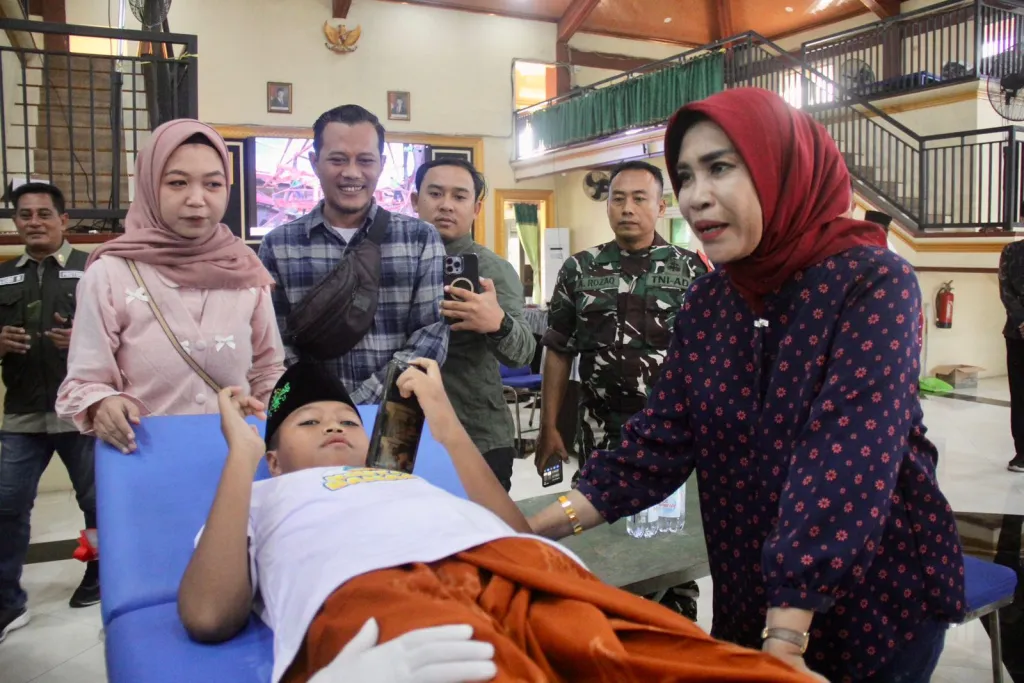Hadirkan Senyum 105 Anak, Wabup Sidoarjo Ajak Relawan Terus Menebar Kebaikan di Khitan Massal Bahagia