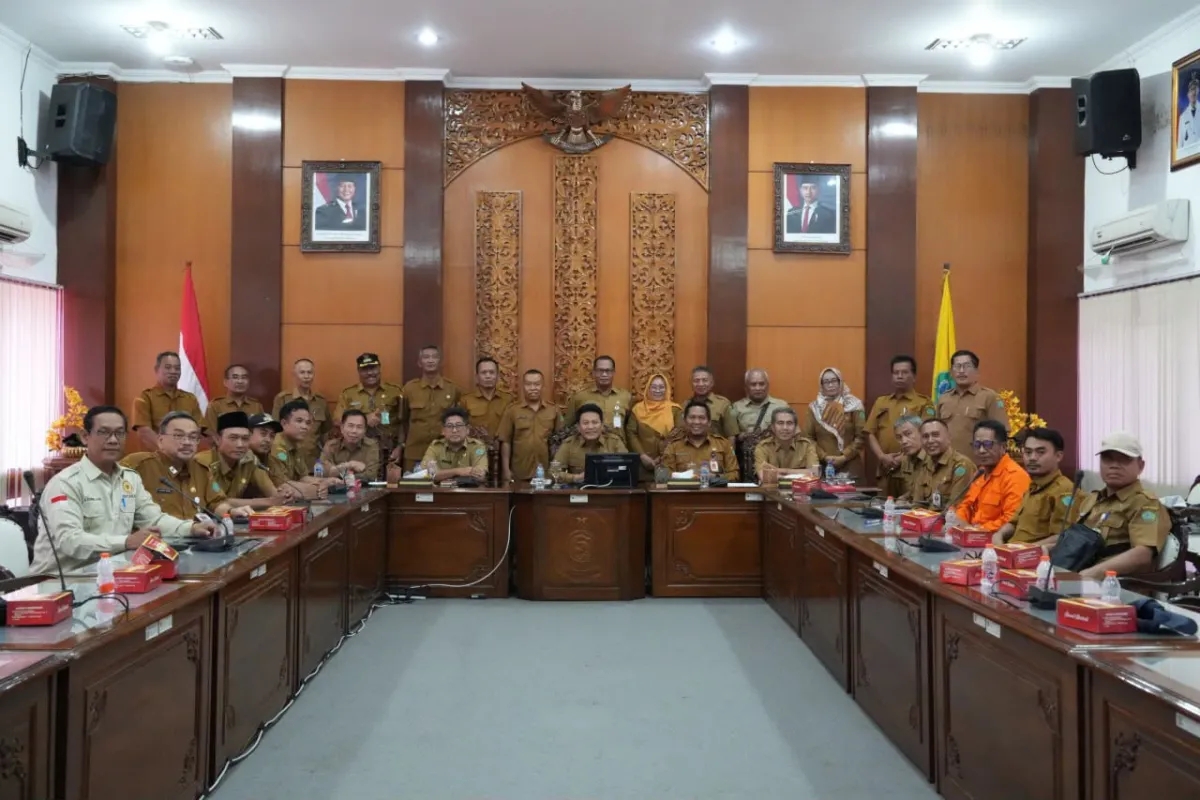 Atasi Banjir hingga Jalan Rusak, Bupati Subandi Minta Sinergi Total di Tulangan