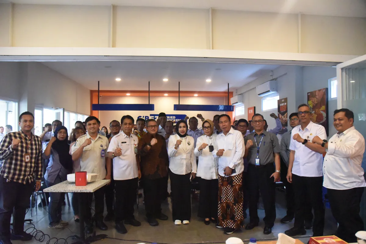 Baca juga : Gebrakan Sidoarjo Dekatkan Layanan One Desk Stop Service di Buduran, Wabup Mimik Tekankan 80 % Tenaga Kerja Lokal