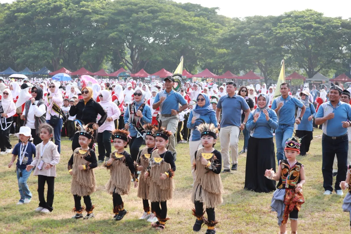 Baca juga : Ribuan Anak Padati Lapangan Pasmar 2, Bunda PAUD Sidoarjo Tekankan Pintar Bisa Dipelajari, Kejujuran Harus Dicetak Dini