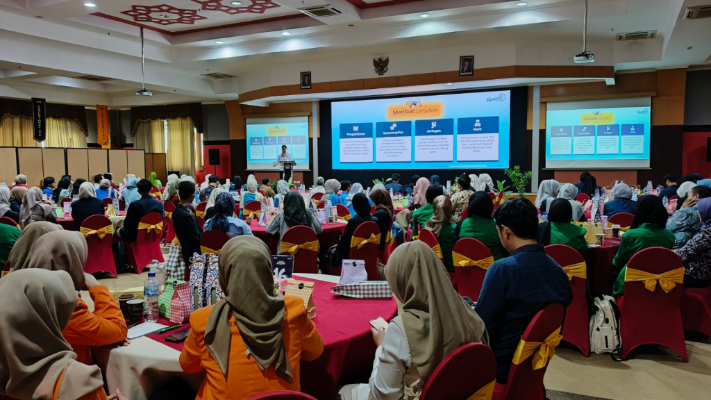 RENJANI - Kantor Wilayah Direktorat Jenderal Pajak (Kanwil DJP) Jawa Timur (Jatim) II mengukuhkan Relawan Pajak untuk Negeri (Renjani) Tahun 2026 di Aula Majapahit Kanwil DJP Jawa Timur II, Sidoarjo, Senin (19/01/2026) kemarin.