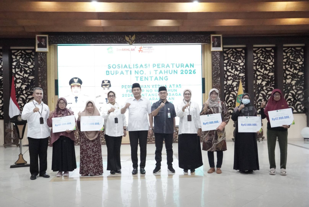 SOSIALISASI - Bupati Sidoarjo Subandi mensosialisasikan Peraturan Bupati (Perbup) Nomor 1 Tahun 2026 sebagai payung hukum baru untuk memperkuat peran Lembaga Kemasyarakatan Desa/Kelurahan (LKD) di Pendopo Delta Wibawa, Rabu (04/03/2026).