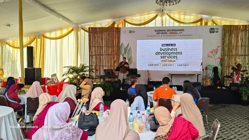 MARKET DAY - Kantor Wilayah Direktorat Jenderal Pajak (Kanwil DJP) Jawa Timur II menyelenggarakan kegiatan Business Development Services (BDS) dan Market Day Tahun 2026 bertema UMKM Adaptif di Era Digital, Kamis (21/05/2026).