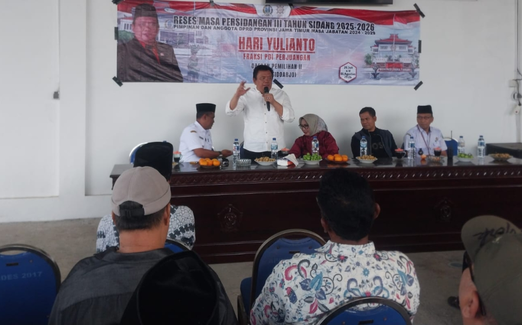 ASPIRASI - Anggota Fraksi PDI Perjuangan DPRD Jawa Timur Hari Yulianto turun ke bawah dengan agenda reses di Desa Trompoasri, Kecamatan Jabon, Sidoarjo menjadi ajang tampung berbagai aspirasi warga, Rabu (29/07/2026).