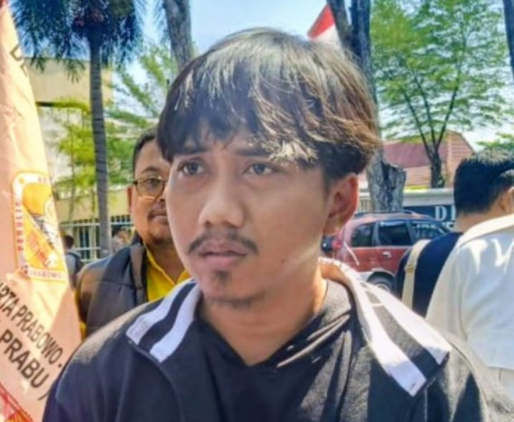 Ketua Gerakan Mahasiswa dan Pelajar Kebangsaan (GMPK) Sidoarjo Husein Ayatullah.